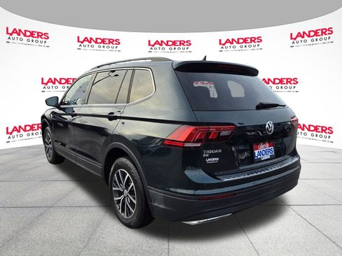 Used 2019 Volkswagen Tiguan SE w/ Panoramic Sunroof Package image 5