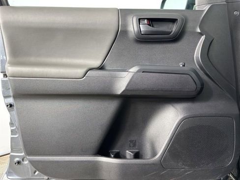 Used 2023 Toyota Tacoma SR AWD/4WD image 23