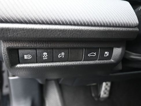 Used 2025 Toyota Camry SE FWD image 12