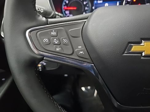 Used 2023 Chevrolet Equinox LT w/ Driver Convenience Package image 19