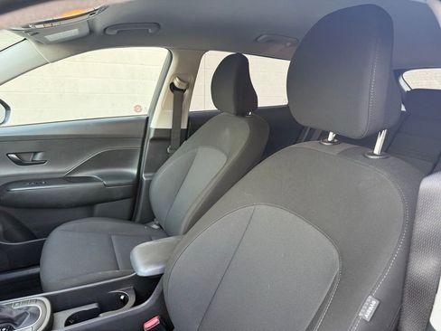 Used 2025 Hyundai Kona SEL image 19