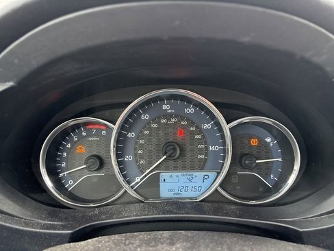 Used 2015 Toyota Corolla LE image 26