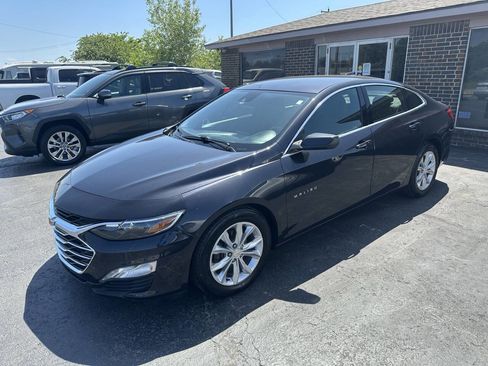 Used 2023 Chevrolet Malibu LT FWD image 2