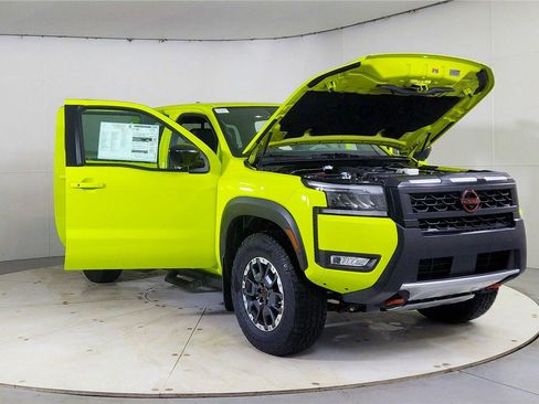 New 2026 Nissan Frontier PRO-4X w/ Pro Premium Package image 9