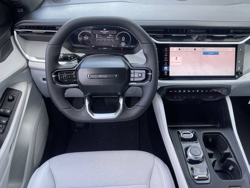 New 2026 Jeep Cherokee Laredo AWD/4WD image 21