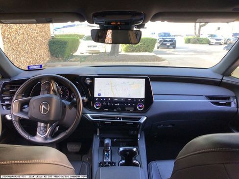 Used 2024 Lexus RX 350 Premium w/ Accessory Package (Z1) FWD image 12