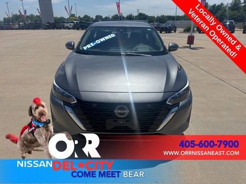 Used 2025 Nissan Sentra SV FWD image 10
