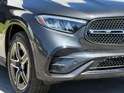 Used 2023 Mercedes-Benz GLC 300 image 9
