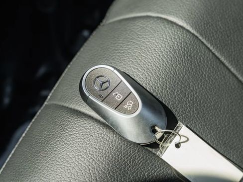 Used 2024 Mercedes-Benz CLE 450 4MATIC Coupe image 43