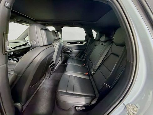 New 2026 Porsche Cayenne AWD/4WD image 24