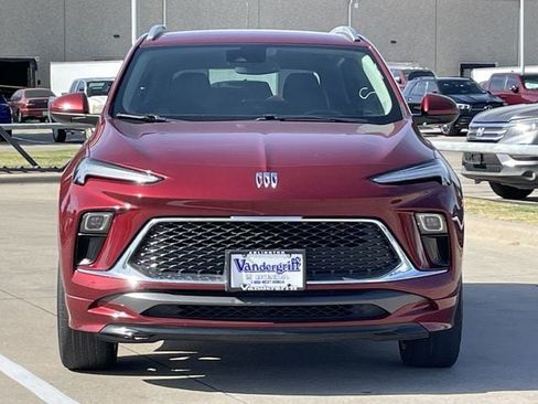 Used 2024 Buick Encore GX Avenir w/ Avenir Convenience Package FWD image 8
