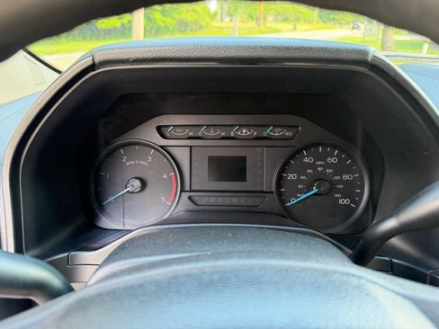 Used 2017 Ford F350 XL w/ Power Equipment Group AWD/4WD image 24