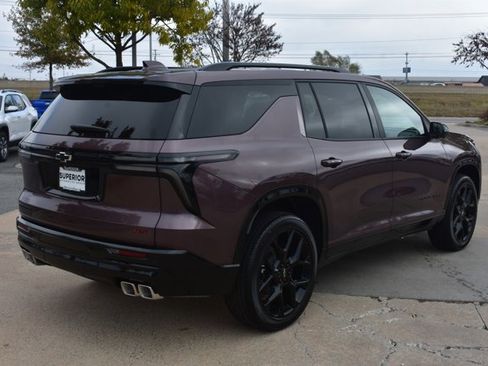 New 2026 Chevrolet Traverse RS w/ LPO, Floor Liner Package image 5