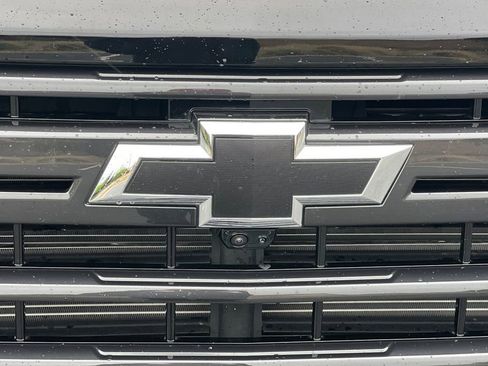 Used 2026 Chevrolet Silverado 2500 High Country w/ High Country Premium Package AWD/4WD image 8