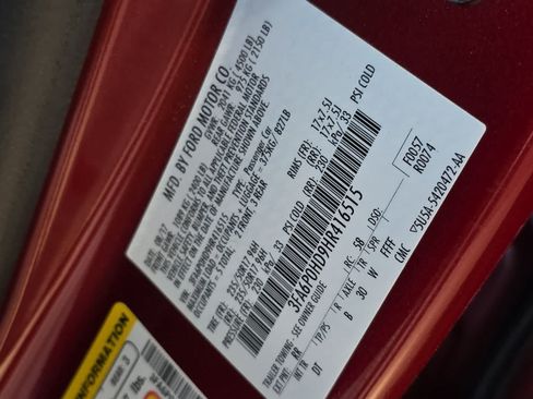 Used 2017 Ford Fusion SE w/ Fusion SE Technology Package FWD image 25