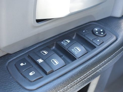 Used 2019 RAM 2500 Big Horn AWD/4WD image 15
