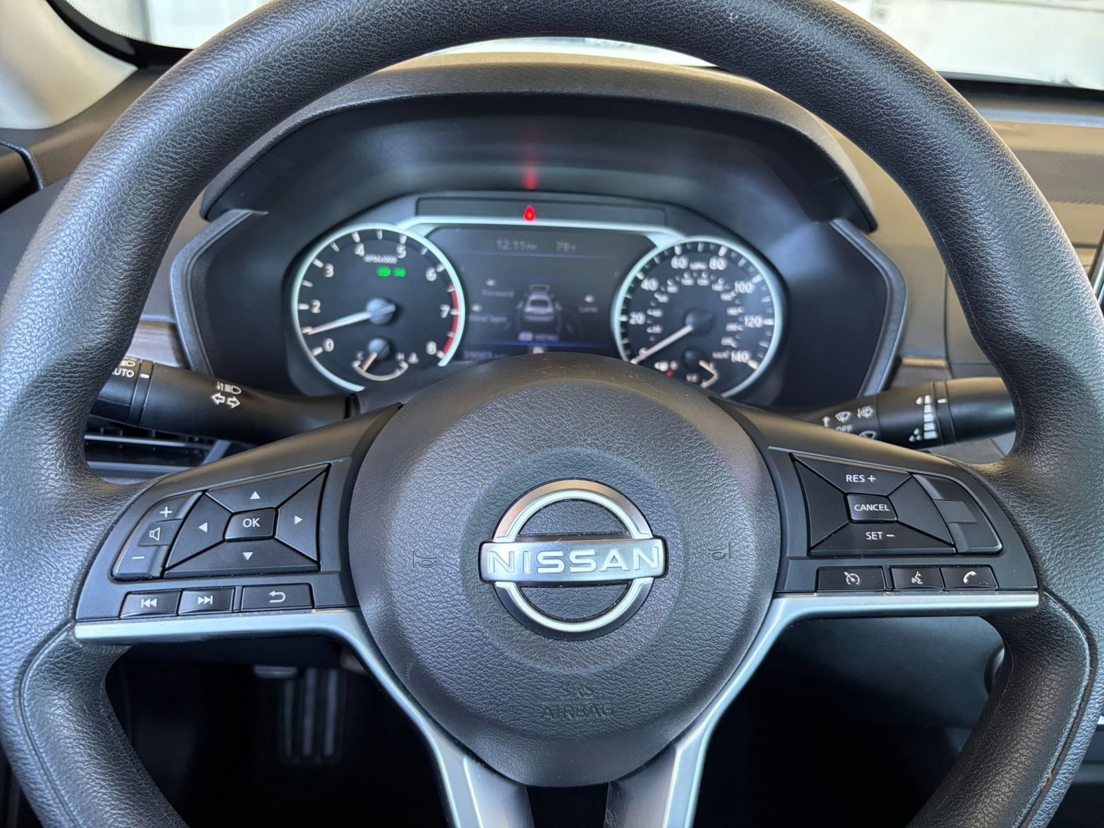 Used 2025 Nissan Altima 2.5 SV FWD image 27