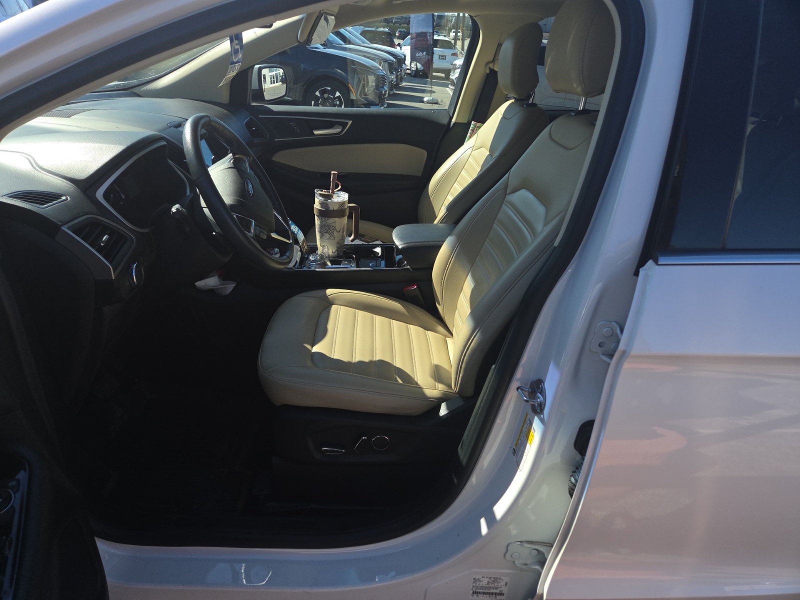 Used 2019 Ford Edge SEL w/ Equipment Group 201A AWD/4WD image 7
