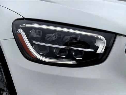 Used 2022 Mercedes-Benz GLC 300 4MATIC image 32