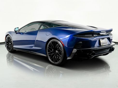 Used 2023 McLaren GT image 15