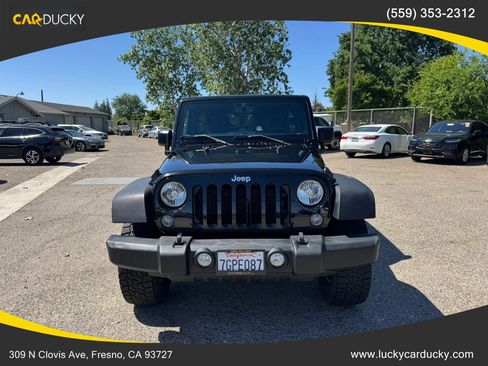 Used 2015 Jeep Wrangler Unlimited Sport w/ Quick Order Package 24S AWD/4WD image 2