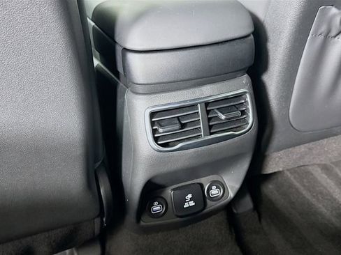 Used 2021 Hyundai Santa Fe Calligraphy AWD/4WD image 26