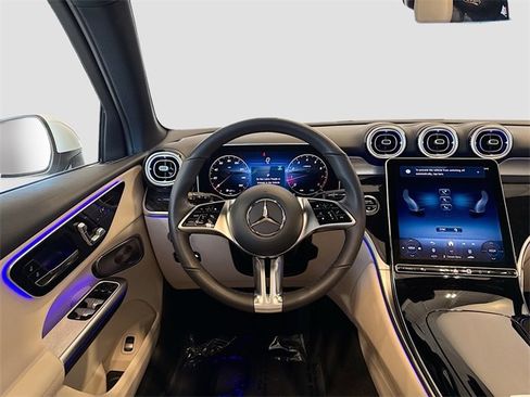 Certified 2025 Mercedes-Benz GLC 300 4MATIC image 24