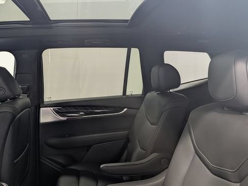 Used 2024 Cadillac XT6 Premium Luxury w/ LPO, Floor Liner Package AWD/4WD image 23