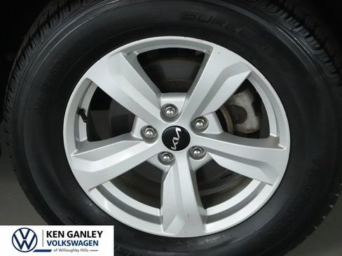 Used 2022 Kia Sorento LX AWD/4WD image 67