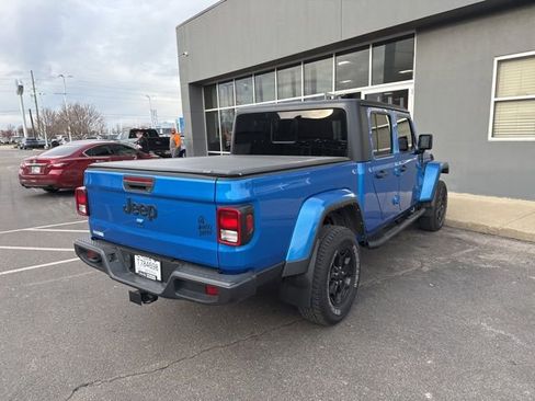 Used 2021 Jeep Gladiator Sport image 10