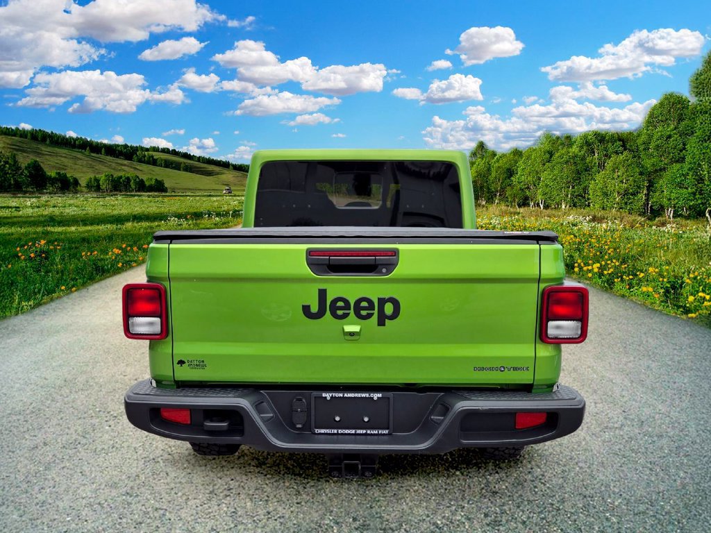 Certified 2025 Jeep Gladiator Sport AWD/4WD image 5