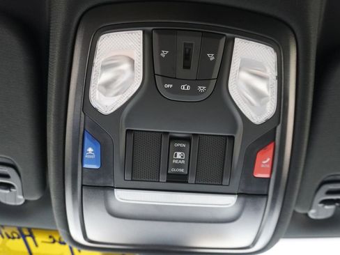 Used 2024 RAM 1500 Lone Star AWD/4WD image 17