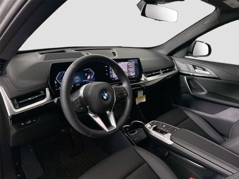 New 2026 BMW X1 xDrive28i w/ Technology Package AWD/4WD image 18
