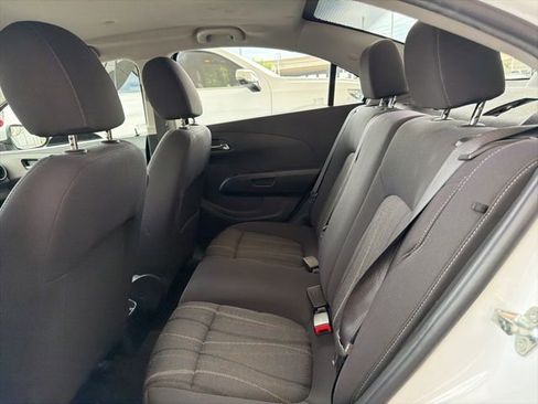 Used 2015 Chevrolet Sonic LT image 8