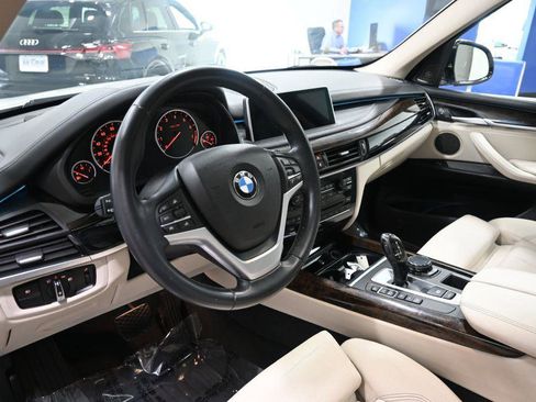 Used 2015 BMW X5 xDrive50i image 10