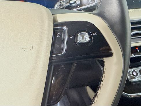 Used 2025 Lincoln Corsair FWD w/ Equipment Group 101A image 15