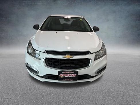 Used 2016 Chevrolet Cruze LS FWD image 3