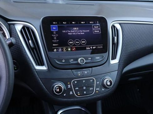Used 2024 Chevrolet Malibu LT image 16