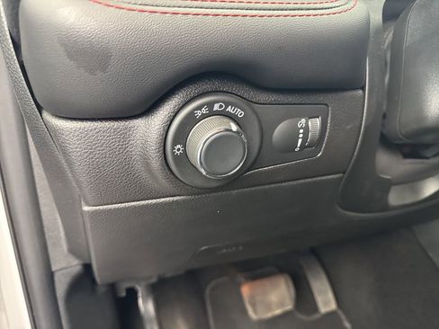 Used 2025 Dodge Durango R/T AWD/4WD image 28