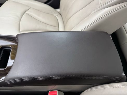 Used 2017 Buick LaCrosse Premium w/ Driver Confidence Package #2 image 32