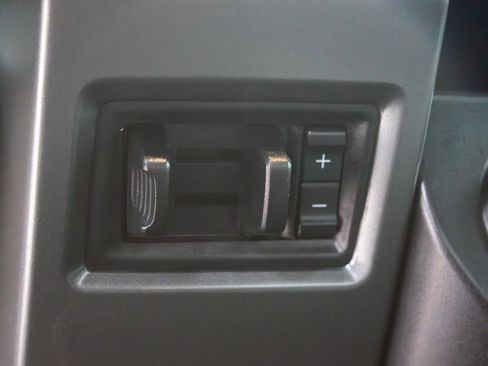 Used 2019 Ford F250 XLT w/ XLT Premium Package image 24