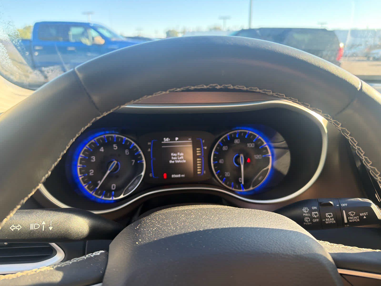 Used 2023 Chrysler Voyager LX FWD image 10
