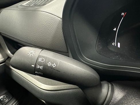 Used 2025 Toyota Grand Highlander XLE image 21