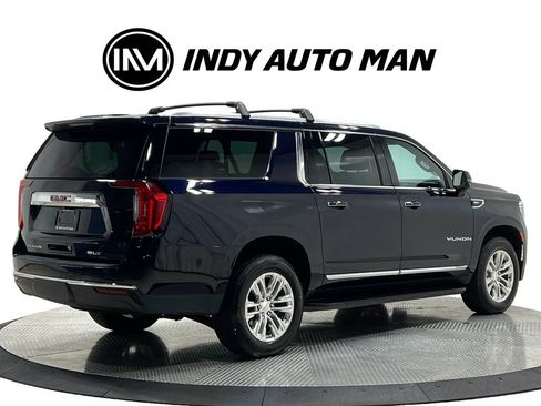 Used 2022 GMC Yukon XL SLT w/ SLT Premium Package AWD/4WD image 4