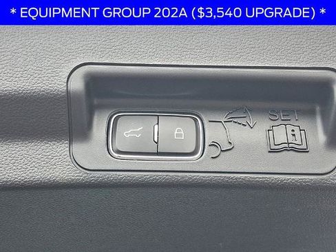 Certified 2023 Ford Explorer XLT w/ Equipment Group 202A AWD/4WD image 31