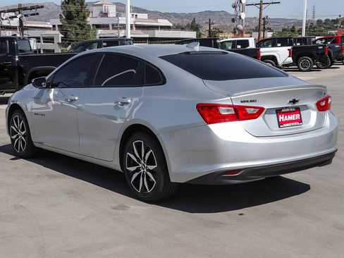 Used 2018 Chevrolet Malibu LT FWD image 5