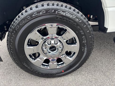 New 2026 Ford F250 Lariat w/ Chrome Package AWD/4WD image 9