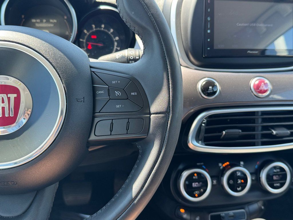 Used 2016 FIAT 500X Lounge FWD image 10