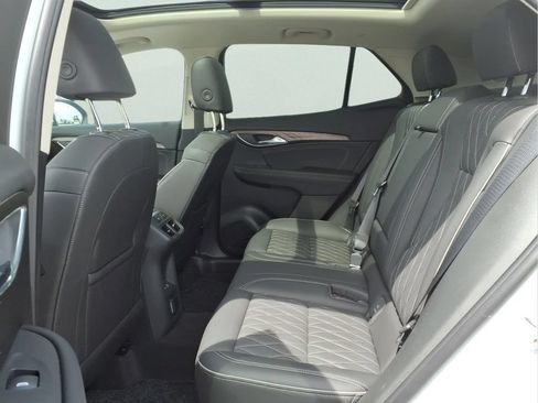 Certified 2023 Buick Envision Avenir AWD/4WD image 17
