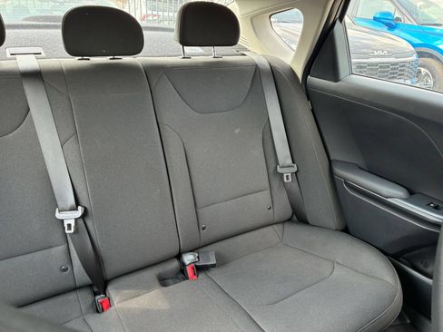 Used 2026 Kia K4 FWD image 31